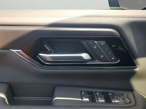 New 2026 GMC Yukon XL Denali w/ Sun & Power Step Package image 28