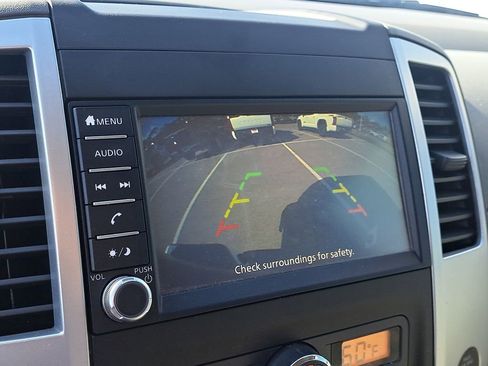 Used 2020 Nissan Frontier SV image 21