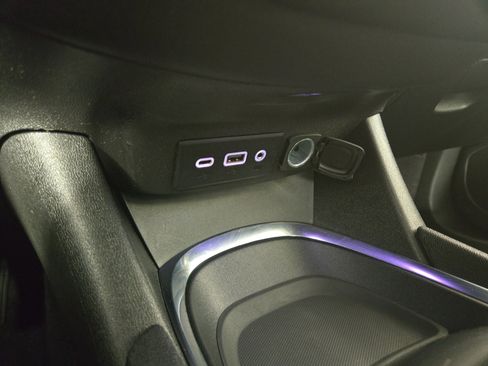 Used 2024 Chevrolet Malibu LT image 27