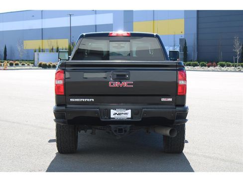 Used 2019 GMC Sierra 3500 SLT w/ All-Terrain HD Package image 3