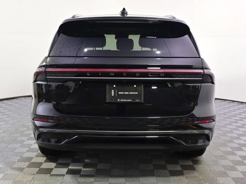 New 2026 Lincoln Nautilus Reserve image 5