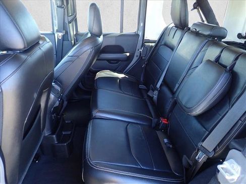 Used 2022 Jeep Wrangler Unlimited Sahara w/ Cold Weather Group image 9