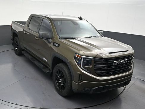 Used 2023 GMC Sierra 1500 Elevation RWD image 23