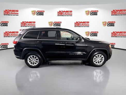 Used 2021 Jeep Grand Cherokee Laredo AWD/4WD image 16