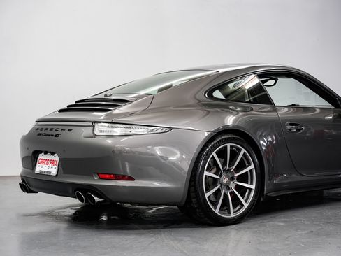 Used 2013 Porsche 911 Carrera 4S AWD/4WD image 37
