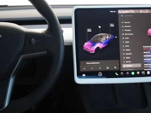 Used 2022 Tesla Model Y Performance AWD/4WD image 32