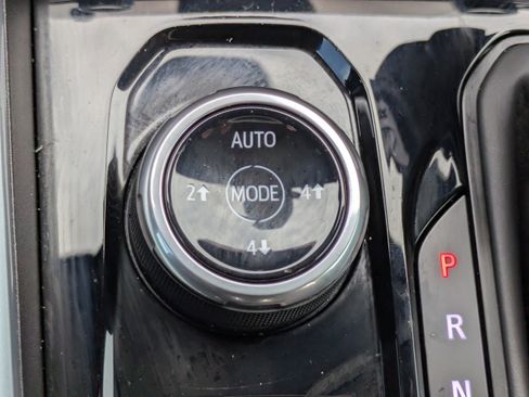 Used 2023 Chevrolet Colorado Trail Boss w/ Advanced Trailering Package image 26