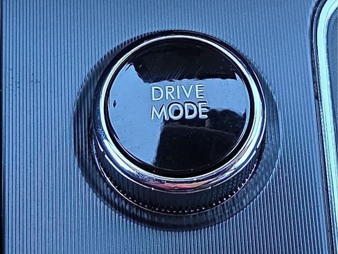 Used 2023 Lincoln Corsair Reserve w/ Equipment Group 201A image 21