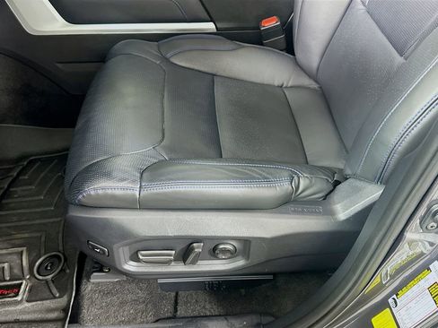 Used 2025 Toyota Tundra Platinum image 20