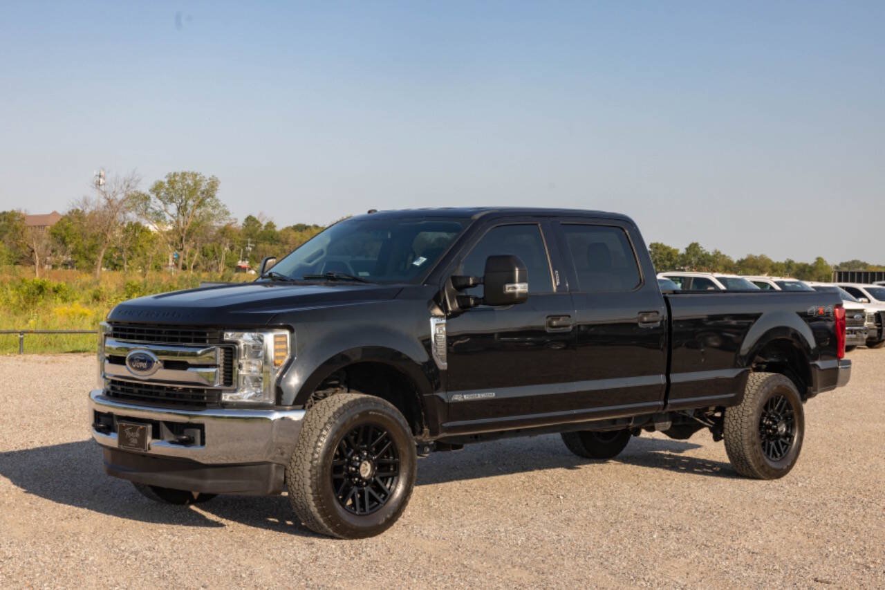 Used 2019 Ford F350 XLT AWD/4WD image 1