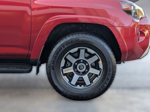 Used 2024 Toyota 4Runner TRD Off-Road image 12