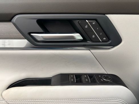 New 2026 GMC Terrain Denali w/ LPO, Black Badging Package image 20