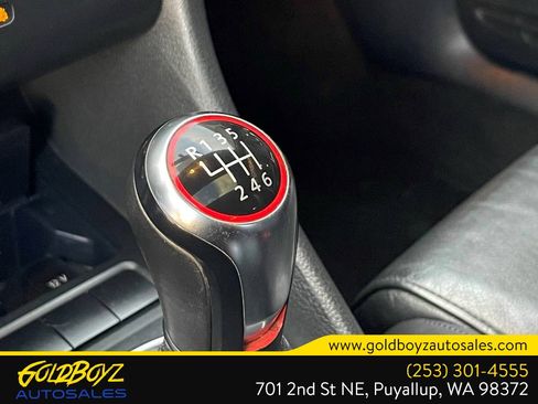 Used 2010 Volkswagen GTI 4-Door image 28