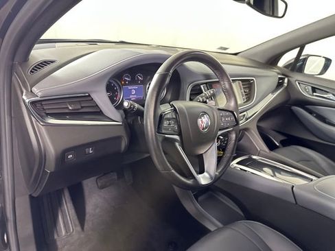Used 2023 Buick Enclave Essence image 13