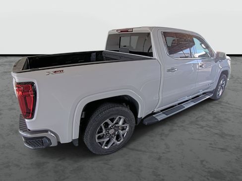 Used 2024 GMC Sierra 1500 SLT w/ SLT Premium Plus Package AWD/4WD image 14