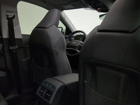 Used 2025 Audi Q5 Premium Plus w/ Premium Plus AWD/4WD image 59