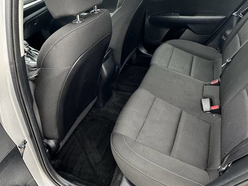 Used 2019 Kia Forte LXS image 12