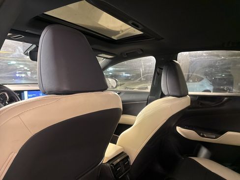 Used 2022 Lexus NX 350 AWD image 11