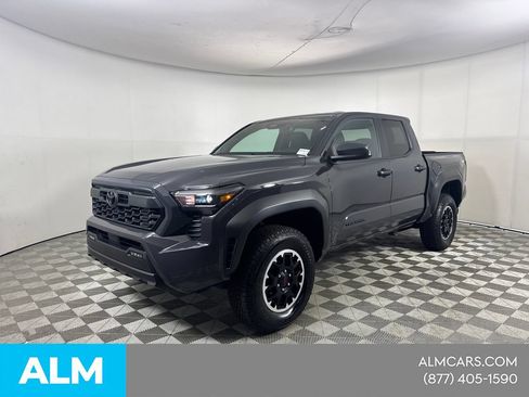 Used 2025 Toyota Tacoma TRD Off-Road AWD/4WD image 1