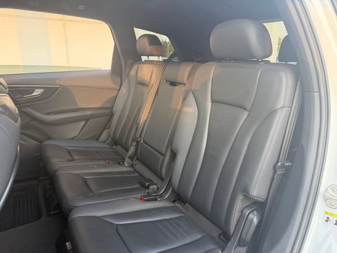 Used 2021 Audi Q7 3.0T Premium AWD/4WD image 15