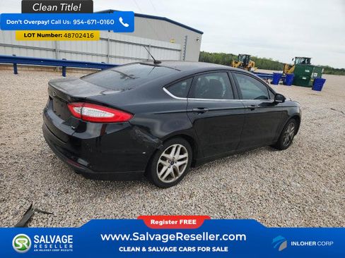 Used 2014 Ford Fusion SE FWD image 4