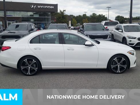 Used 2025 Mercedes-Benz C 300 Sedan image 5