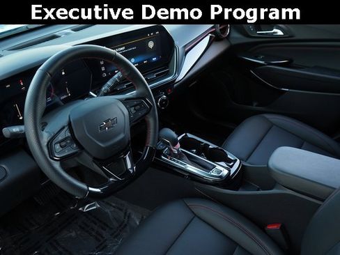 Used 2025 Chevrolet Trax RS w/ Driver Confidence Package image 21