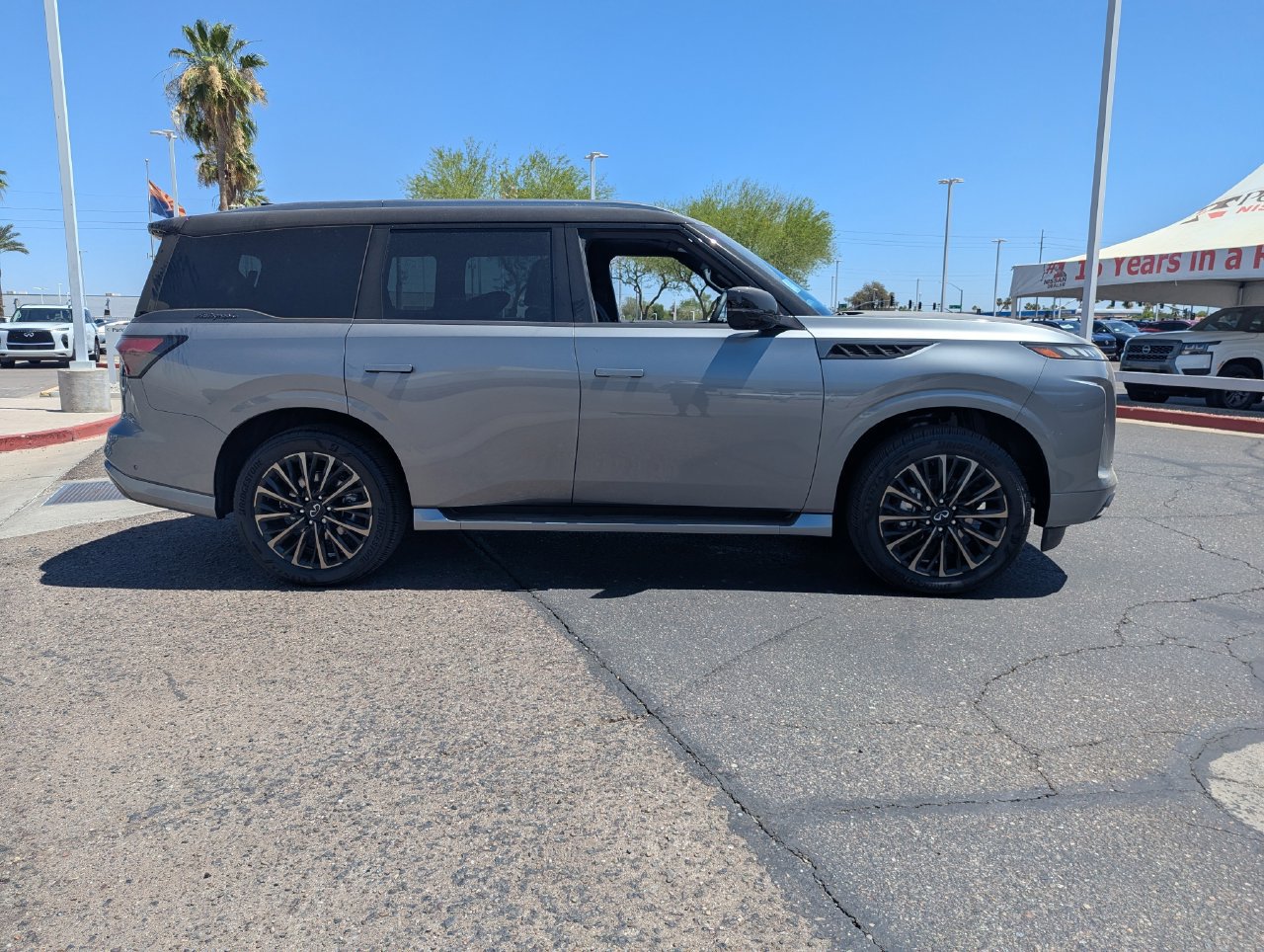 Certified 2026 INFINITI QX80 Autograph AWD/4WD image 6