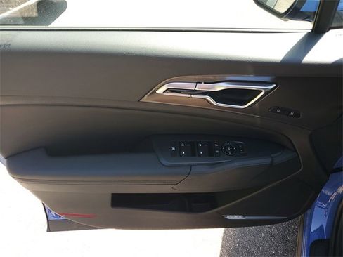 New 2026 Kia Sportage SX image 25