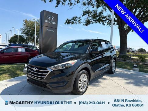 Used 2017 Hyundai Tucson SE FWD image 1