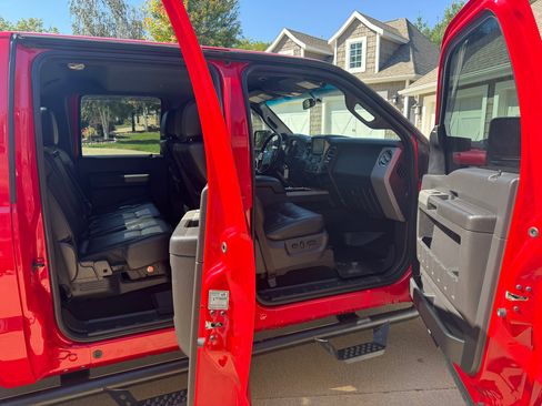 Used 2015 Ford F250 Lariat w/ Lariat Ultimate Package image 19