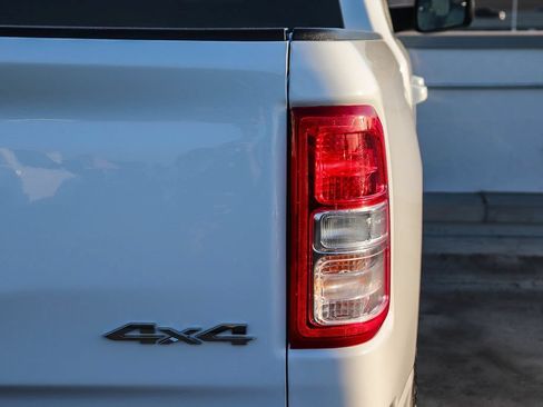 Used 2022 RAM 1500 Big Horn AWD/4WD image 10