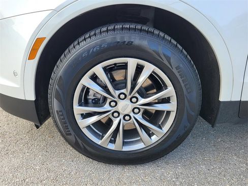 Used 2021 Cadillac XT5 Premium Luxury image 32