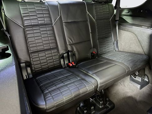 Certified 2025 Cadillac Escalade Sport Platinum w/ LPO, ONYX Package AWD/4WD image 28