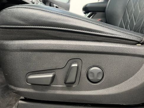 Used 2023 Kia Telluride EX X-Line image 10