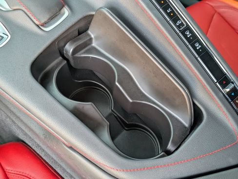 Used 2024 Chevrolet Corvette Stingray Convertible RWD image 29