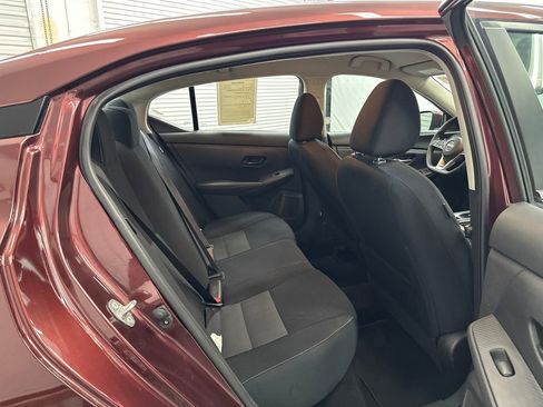 Used 2024 Nissan Sentra SV image 15