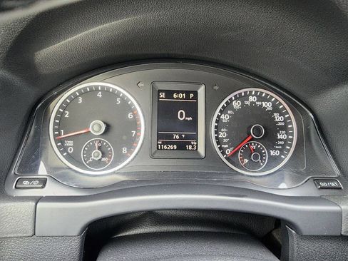 Used 2014 Volkswagen Tiguan S FWD image 30