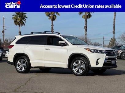 Used 2018 Toyota Highlander Limited
