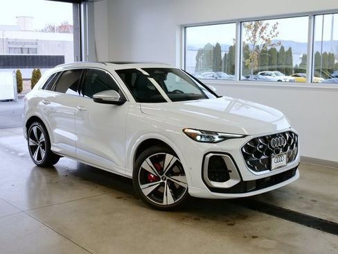 New 2025 Audi SQ5 Premium Plus image 1