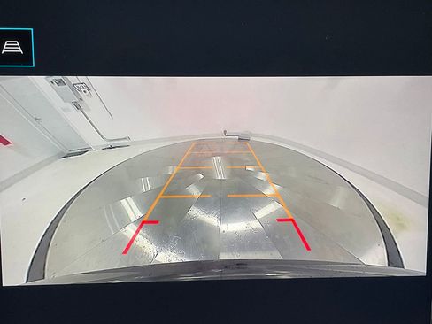 Used 2025 GMC Terrain Elevation image 4