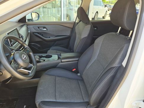 Used 2023 Nissan Rogue SV image 21