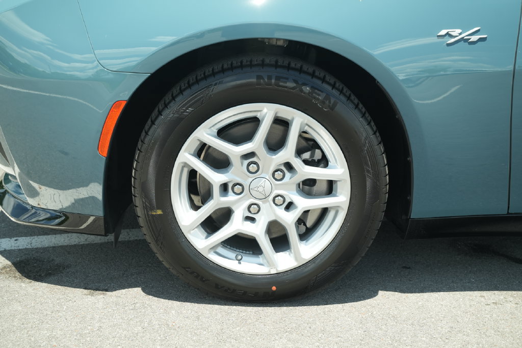 New 2026 Dodge Charger R/T AWD/4WD image 9