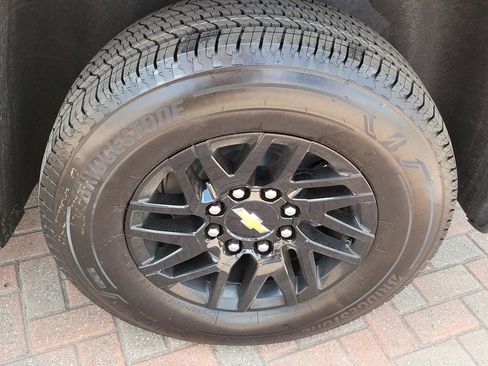 New 2026 Chevrolet Silverado EV LT image 5