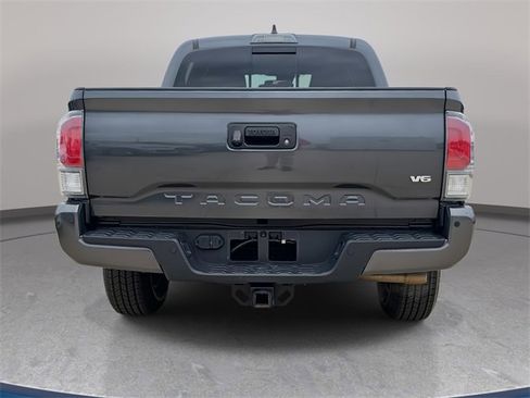 Used 2023 Toyota Tacoma TRD Off-Road image 7