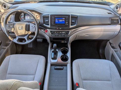 Used 2019 Honda Pilot LX image 19
