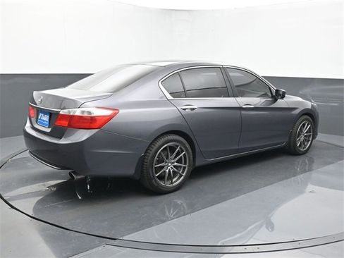 Used 2015 Honda Accord LX image 5