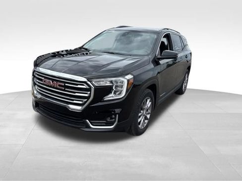 Used 2023 GMC Terrain SLT w/ LPO, Floor Liner Package FWD image 1