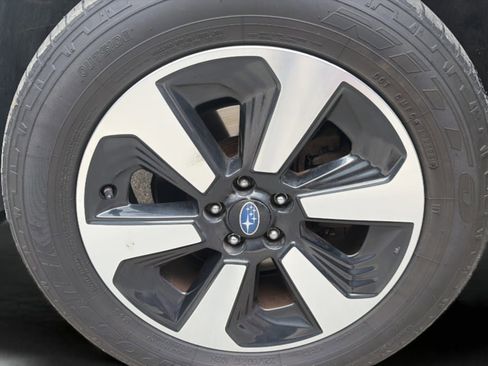 Used 2017 Subaru Forester 2.5i Limited AWD/4WD image 21