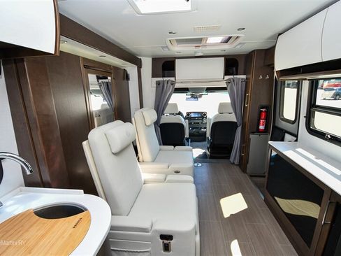 Used 2019 Mercedes-Benz Sprinter 170 image 5